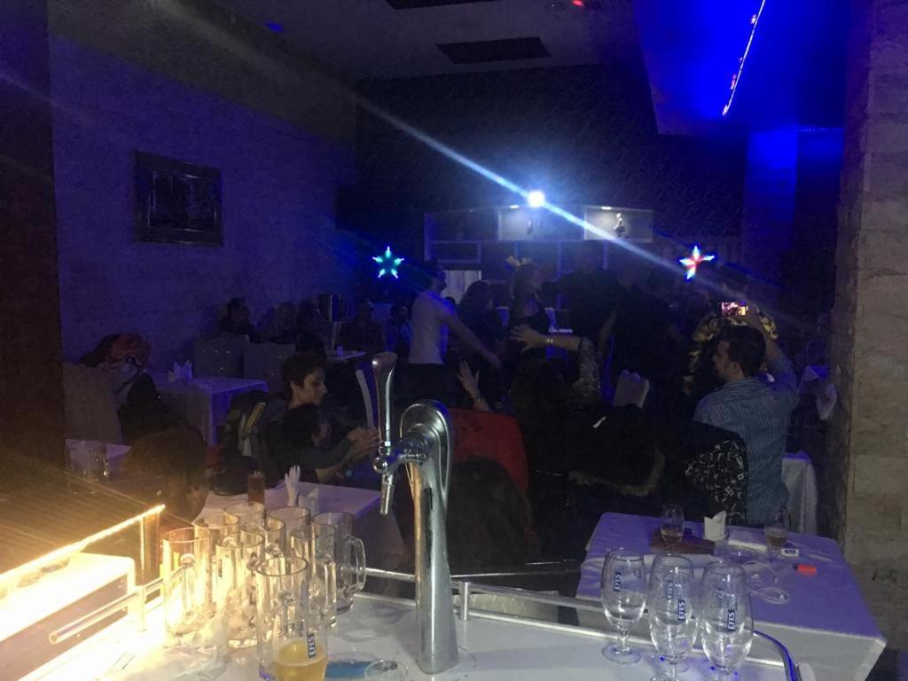 Vania Hotel Baku Eksteriør billede
